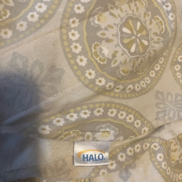 Newborn Baby Boys’ Clothing Lot with Size Small Halo Sleep Sack - Picture 5 of 10